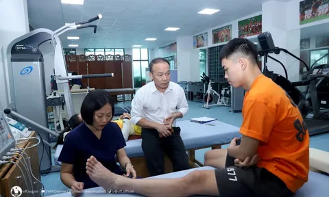 VFF báo tin vui Nguyễn Đình Bắc, chốt thời điểm thi đấu trở lại