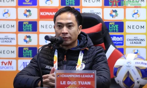VFF tuyển thêm 3 trợ lý, 2 phiên dịch cho HLV Kim Sang-sik