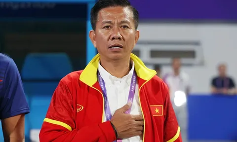 Trần Công Minh chỉ ra điều HLV Hoàng Anh Tuấn hơn ông Troussier