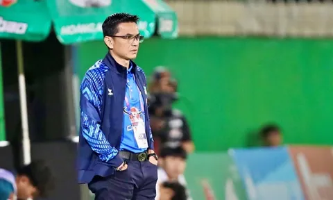 Đã đến lúc HAGL sa thải Kiatisuk?
