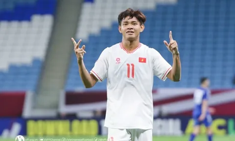 HLV Hàn Quốc đánh giá cao "sát thủ mới" của U23 Việt Nam