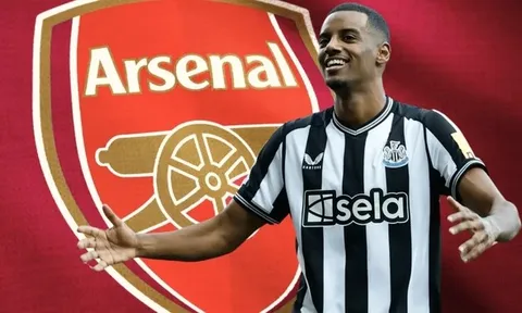 Alexander Isak liệu có đủ đẳng cấp đá cho Arsenal?