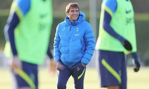 "Man Utd không hề bỏ lỡ bất kỳ điều gì khi từ chối chiêu mộ Conte"