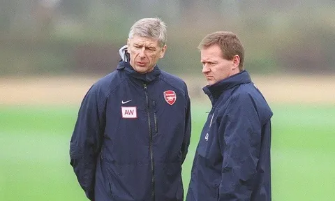 Choáng! Arsenal bán cầu thủ bị thoái hóa đầu gối giá 25 triệu