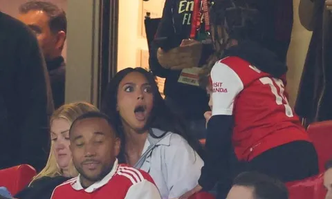 Lý do Kim Kardashian đến Emirates thăm Arsenal