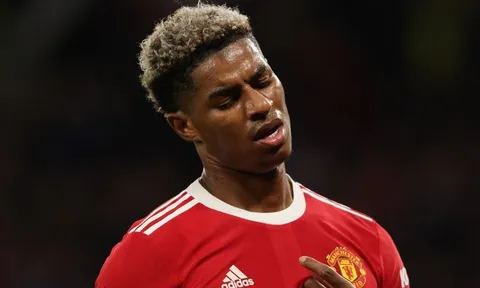 Hai ngôi sao quan trọng của Man Utd nguy cơ vắng mặt ở trận Liverpool