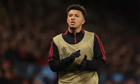 Solskjaer gửi thông điệp đanh thép đến Van de Beek và Sancho