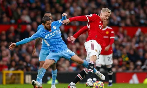 Động thái của Man Utd có thể mang tới bước ngoặt cho Van de Beek
