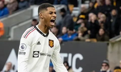 Phản ứng phòng thay đồ M.U sau án phạt của Rashford