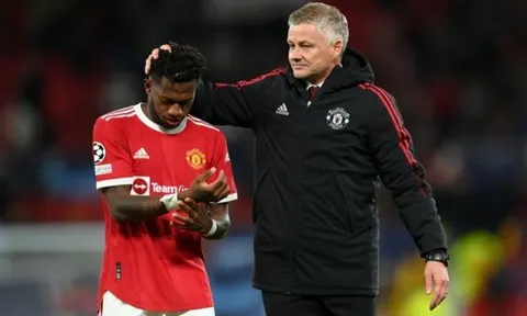 Nhìn Fred, mới thấy Arsene Wenger đã đúng