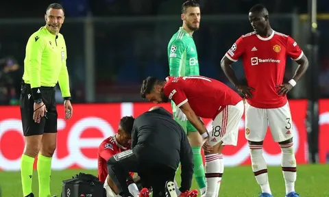 Đón cú sốc nơi hàng thủ, Solskjaer lo ra mặt
