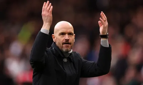 Ten Hag nói gì khi CĐV bỏ về giữa chừng?