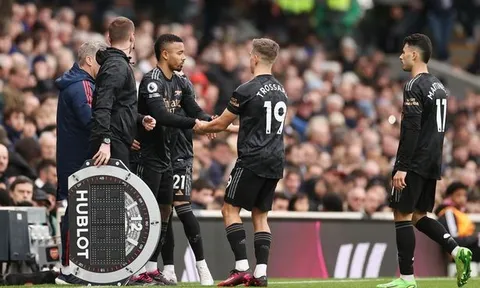5 điểm nhấn Fulham 0-3 Arsenal: Jesus trở lại sân cỏ; Trossard khiến Arteta phải kinh ngạc