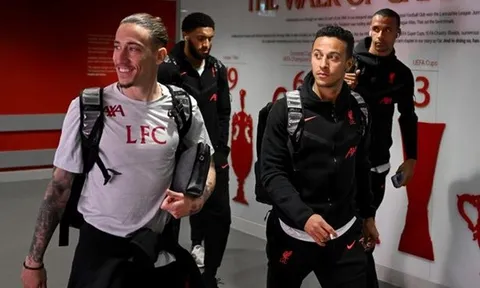 Đại tu đội hình, Liverpool 'trảm' 11 cái tên