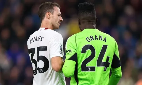 Onana giữ lời hứa; Evans chứng minh tất cả đã sai