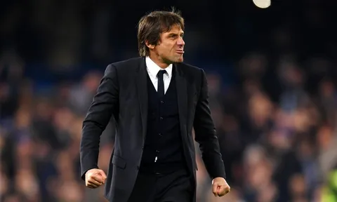 Triết lý 3 trung vệ của Conte sẽ ảnh hưởng ra sao đến Man Utd?