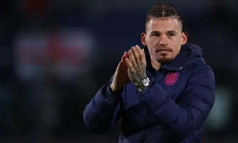 Kalvin Phillips được khuyên gia nhập Man United