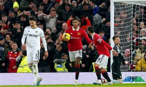 2 điều Ten Hag sai và một điều đúng khi M.U thoát thua trước Leeds