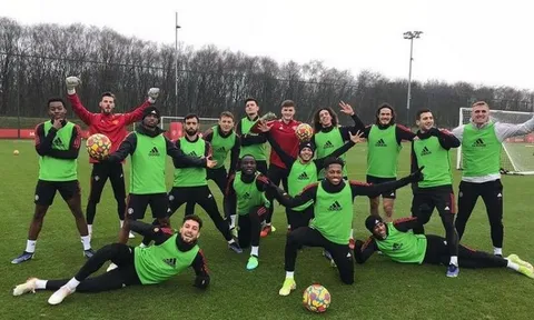 So sánh Man United hiện tại với thời điểm Giáng sinh năm ngoái