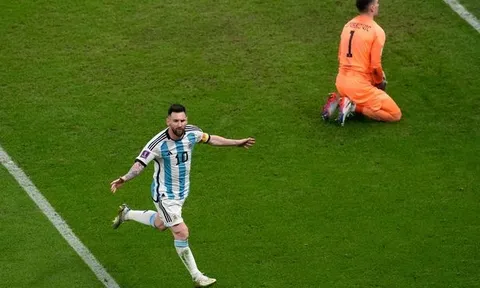 "Không chỉ trong bóng đá, Messi là VĐV thể thao vĩ đại nhất lịch sử"