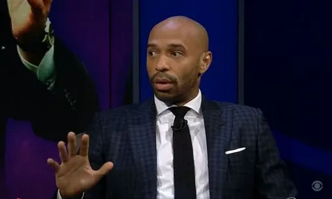 Henry nêu lý do Barcelona chưa 'trảm' Xavi