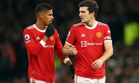 "Man Utd đã trao tấm băng đội trưởng cho Maguire quá sớm"