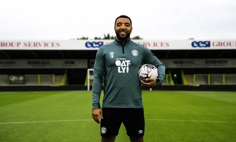 CHÍNH THỨC! Troy Deeney bị trảm chỉ sau 6 trận đấu