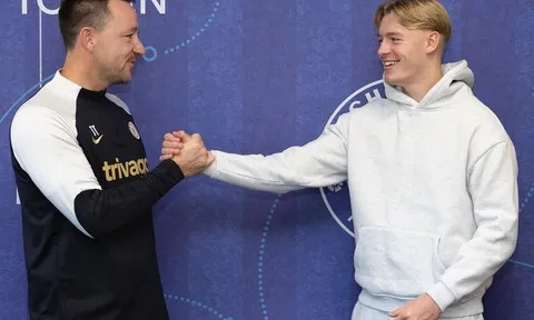 Xác nhận! Chelsea ký hợp đồng với "Cole Palmer mới"
