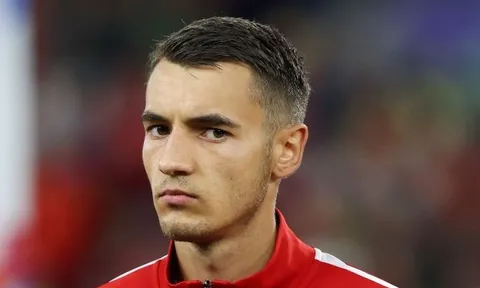 Arsenal xác định cầu thủ 'không thể chuyển nhượng'