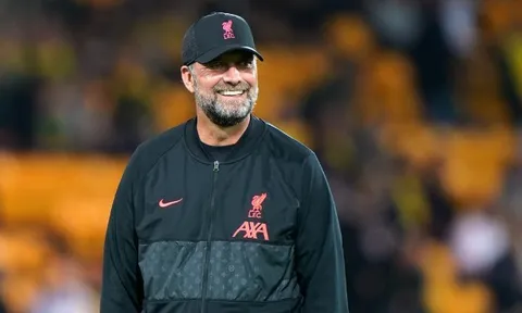 Jurgen Klopp và 4 HLV đang được Barca cân nhắc thay Koeman