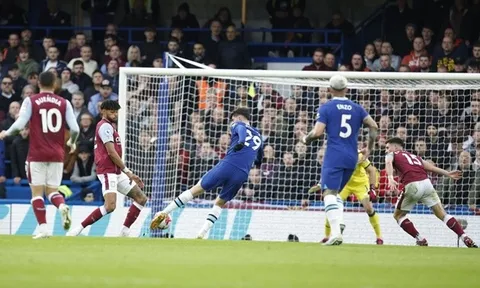 Thua trận, Chelsea có thống kê xấu hổ