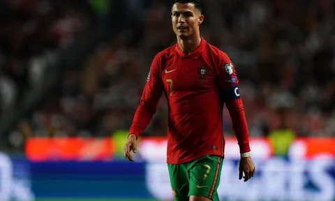 Ghi 2 bàn, Nketiah lập tức gửi thông điệp đến Arteta
