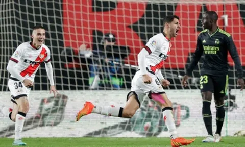 Barcelona tính gây sốc với trụ cột của Juventus