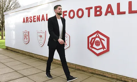 "Jorginho có thể quay lại Ý sau khi vô địch cùng Arsenal"
