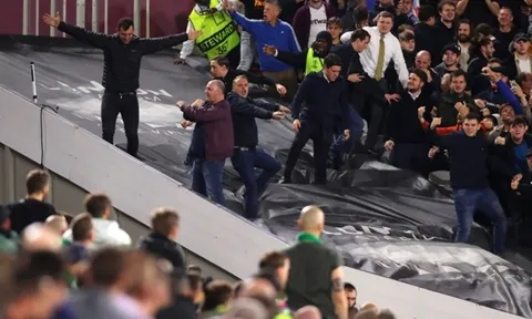 Sau hơn 1000 trận, uy nghiêm của Mourinho đã bị nhược tiểu hạ bệ