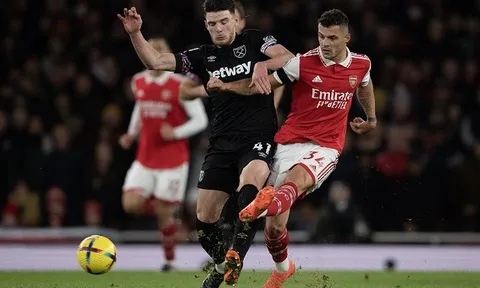 Declan Rice thể hiện ra sao so với hàng tiền vệ Arsenal?