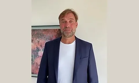Klopp: 'Không tiêm vaccine giống như uống say mà lái xe'