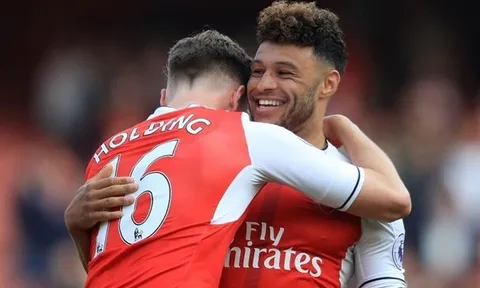 Arsenal muốn tái hợp, Oxlade-Chamberlain có quyết định