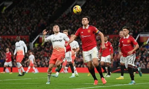 Harry Kane lấy huyền thoại Manchester United làm hình mẫu