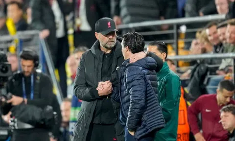 Phản ứng của Emery sau khi Klopp xác nhận chia tay Liverpool