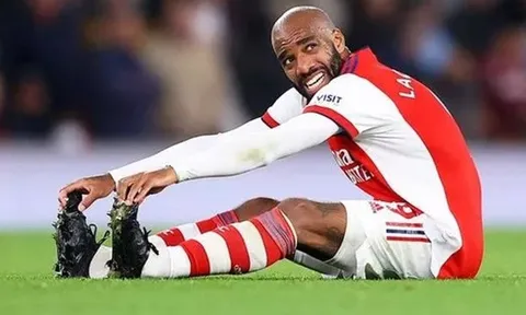 Fabrizio Romano xác nhận, Arsenal xem giò "Boateng mới"