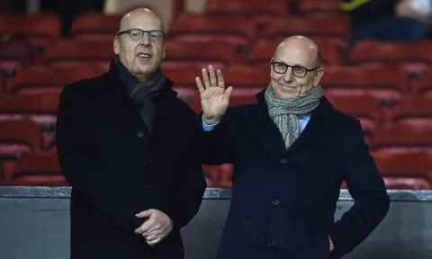 Thêm động thái tỏ rõ tham vọng sở hữu Man Utd từ Sheikh Jassim