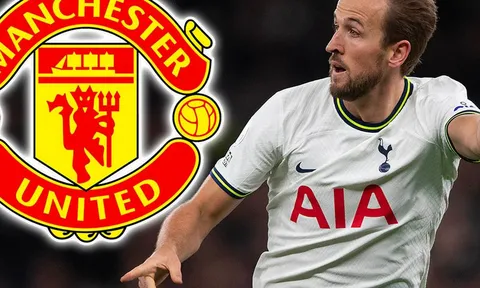 Neville nêu tên tiền đạo lý tưởng cho Man United