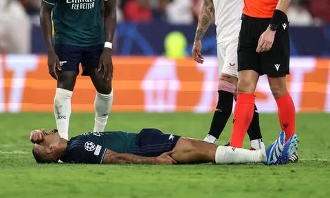 2 tin xấu cùng lúc ập đến Arsenal sau trận thắng Sevilla