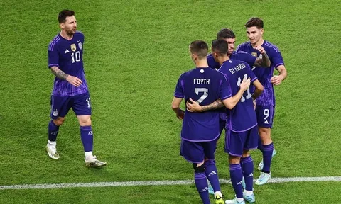 Tân binh tỏa sáng rực rỡ ngày PSG vùi dập Marseille