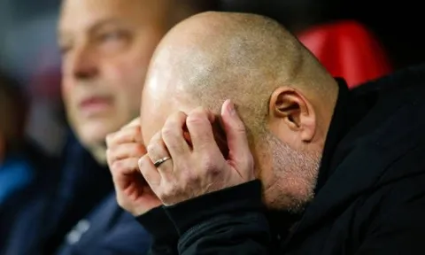 Pep ôm đầu, Leipzig tái hiện kịch bản trận Nottingham Forest