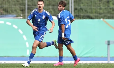 Borussia Dortmund quan tâm đến tiền đạo 15 tuổi của AC Milan