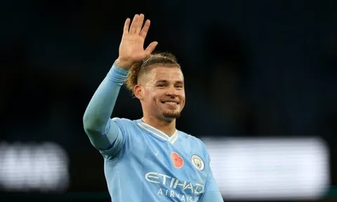 Kalvin Phillips tới Barcelona?