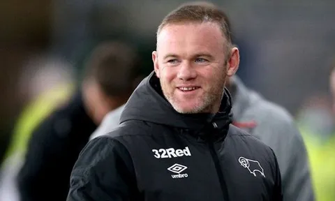 Rooney: "Thật kỳ lạ"