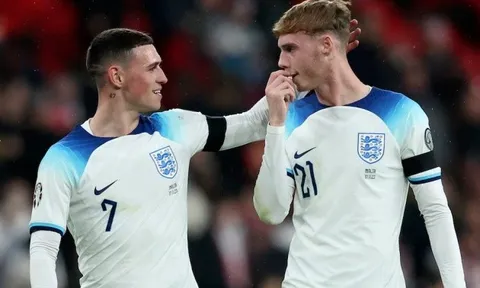 Làm sao để Southgate kết hợp được Palmer và Foden ở EURO 2024?